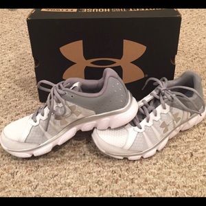 UA Micro G® Assert 6 women’s shoes